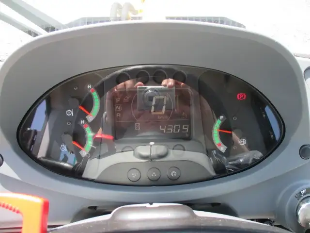 【車検付-R5年年11月迄】R3年　日立　タイヤショベル　ZW100-6  アワーメーター[881Hh]　走行距離[7116㎞]の画像23