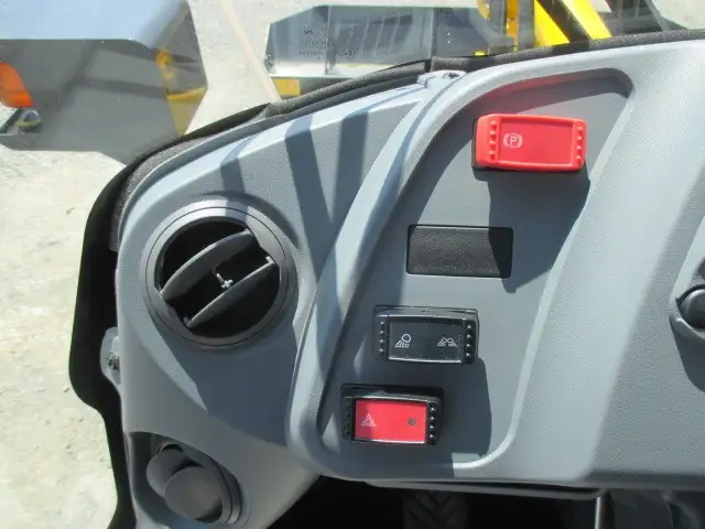 【車検付-R5年年11月迄】R3年　日立　タイヤショベル　ZW100-6  アワーメーター[881Hh]　走行距離[7116㎞]の画像24