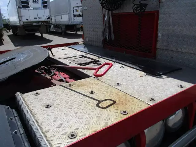 平成29年03月中古大型トラクタヘッド日野プロフィアの画像34