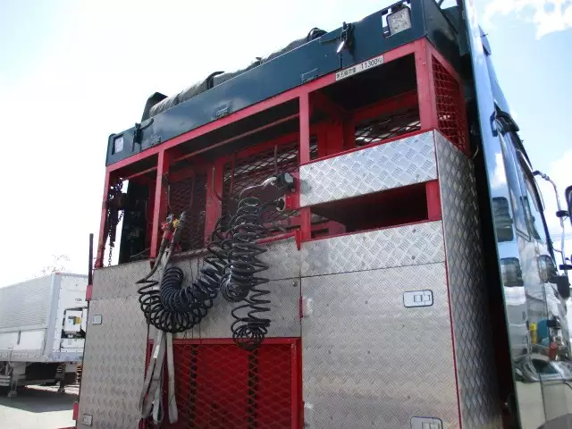 平成29年03月中古大型トラクタヘッド日野プロフィアの画像35