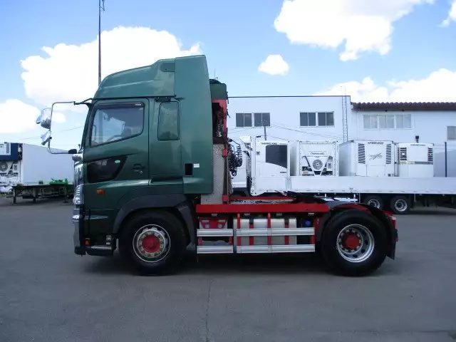 平成29年03月中古大型トラクタヘッド日野プロフィアの画像8