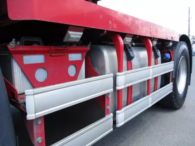 平成29年03月中古大型トラクタヘッド日野プロフィアの画像9