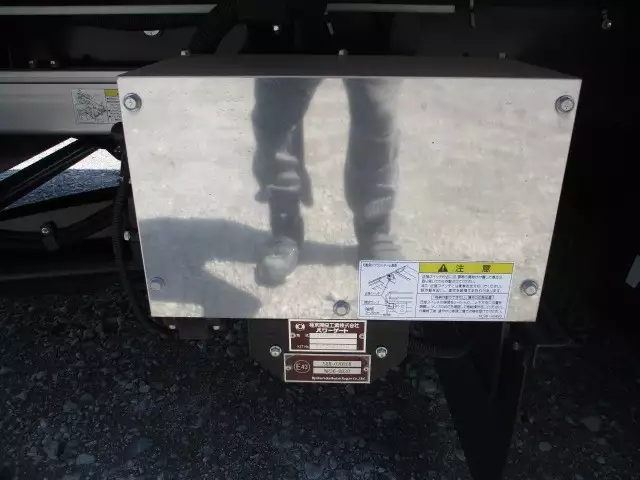 令和03年08月中古中型冷凍バン・ウィング日野レンジャーの画像25