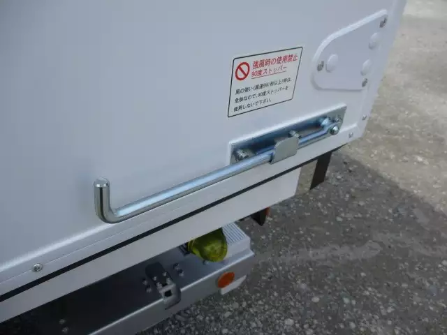 令和03年11月中古小型冷凍バン・ウィング三菱ふそう三菱の画像30