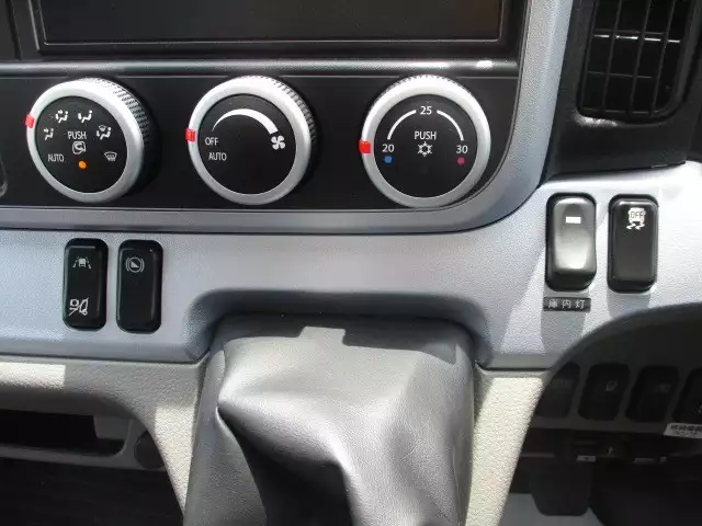 令和03年11月中古小型冷凍バン・ウィング三菱ふそう三菱の画像47