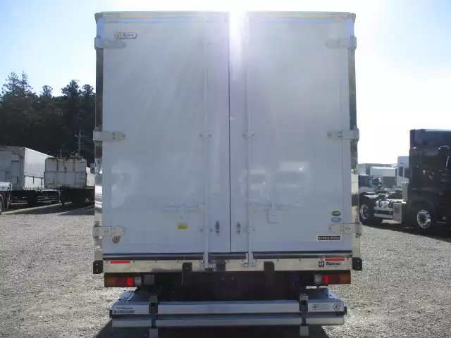 令和03年11月中古小型冷凍バン・ウィング三菱ふそう三菱の画像6