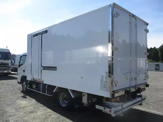 令和03年11月中古小型冷凍バン・ウィング三菱ふそう三菱の画像7