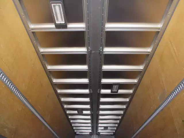 令和01年/平成31年03月中古大型アルミバン・ウィング日野プロフィアの画像31