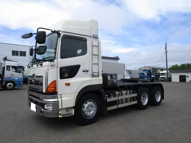 平成28年05月中古大型トラクタヘッド日野プロフィアの画像1