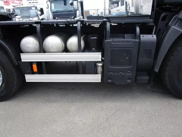 平成28年05月中古大型トラクタヘッド日野プロフィアの画像14