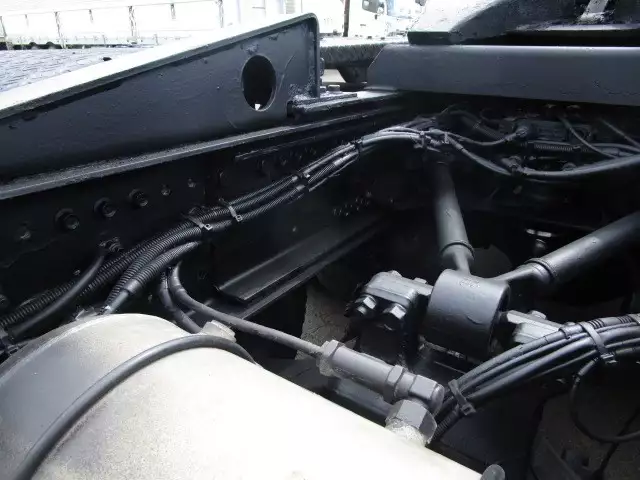 平成28年05月中古大型トラクタヘッド日野プロフィアの画像8