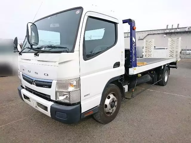 平成29年04月中古小型三菱ふそうキャンターの画像1