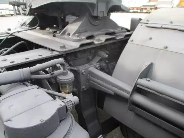 平成28年11月中古大型トラクタヘッドいすゞギガの画像15