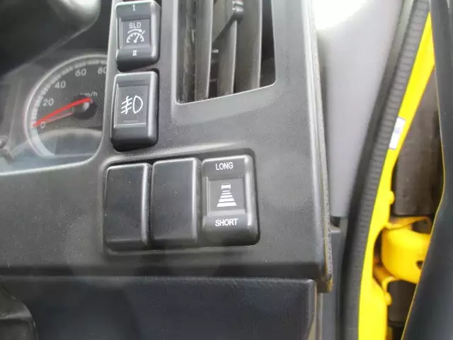 平成28年11月中古大型トラクタヘッドいすゞギガの画像21