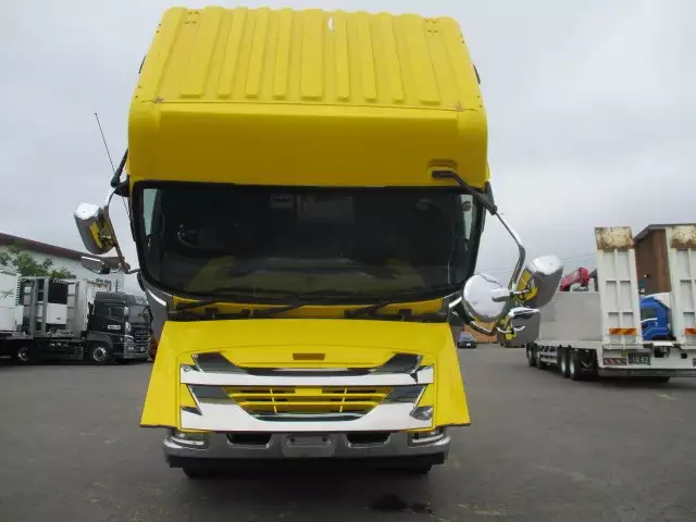 平成28年11月中古大型トラクタヘッドいすゞギガの画像38