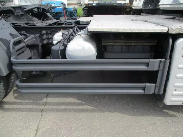 平成28年11月中古大型トラクタヘッドいすゞギガの画像10