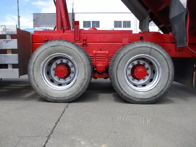 平成28年06月中古大型日産UDUDトラックスの画像14