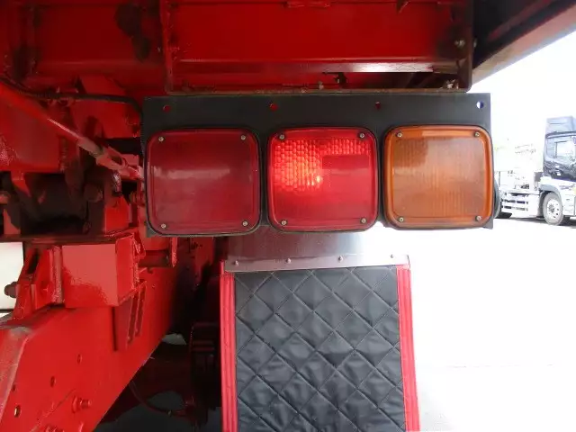 平成28年06月中古大型日産UDUDトラックスの画像41