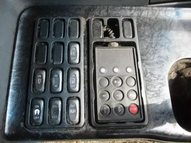 平成20年04月中古大型トラクタヘッド三菱ふそうスーパーグレートの画像35