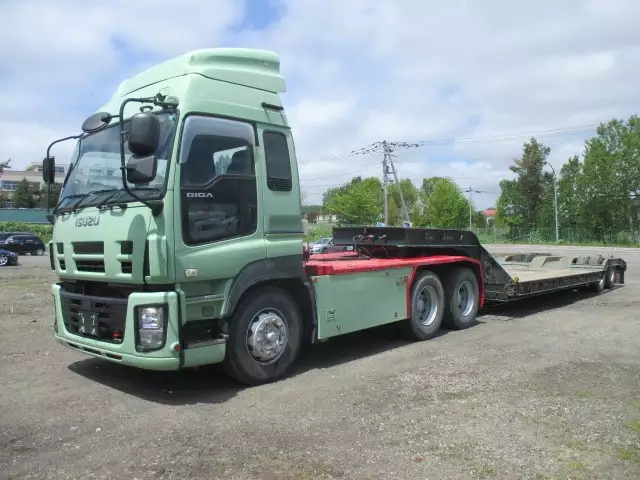 平成25年07月中古その他トラクタヘッドいすゞギガの画像1