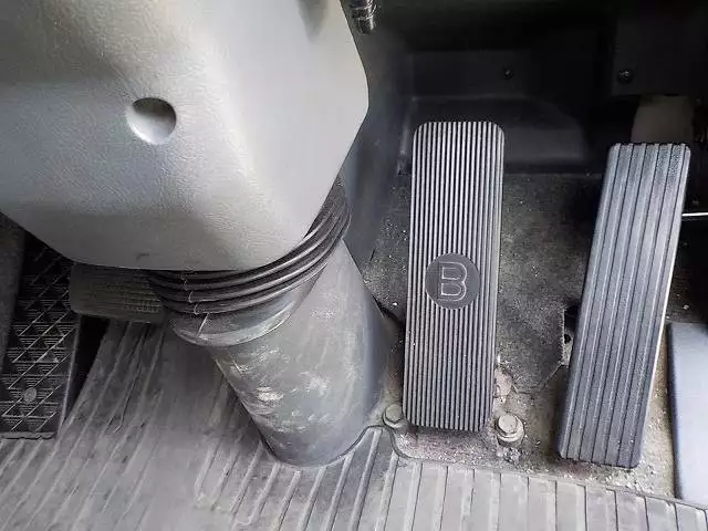 平成21年02月中古大型トラクタヘッド三菱ふそうスーパーグレートの画像22