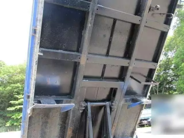 平成27年11月中古小型いすゞいすゞの画像23