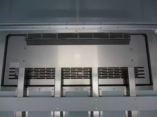 令和03年08月中古中型冷凍バン・ウィング日野レンジャーの画像33