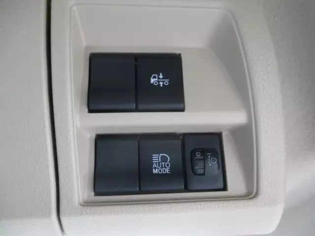 令和03年08月中古中型冷凍バン・ウィング日野レンジャーの画像49