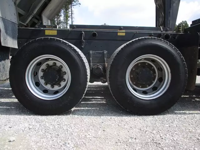 平成24年11月中古大型日産UDクオンの画像15