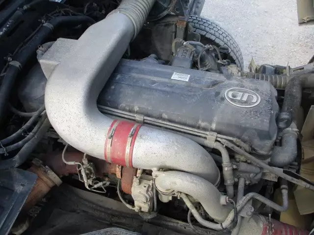 平成24年11月中古大型日産UDクオンの画像54