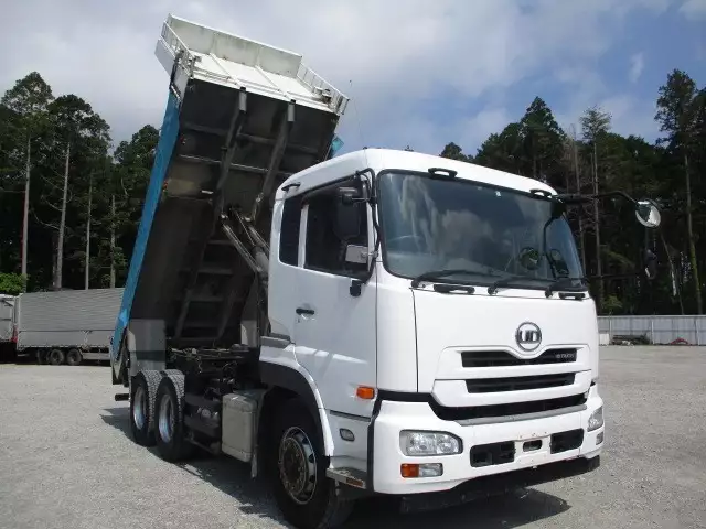 平成24年11月中古大型日産UDクオンの画像10