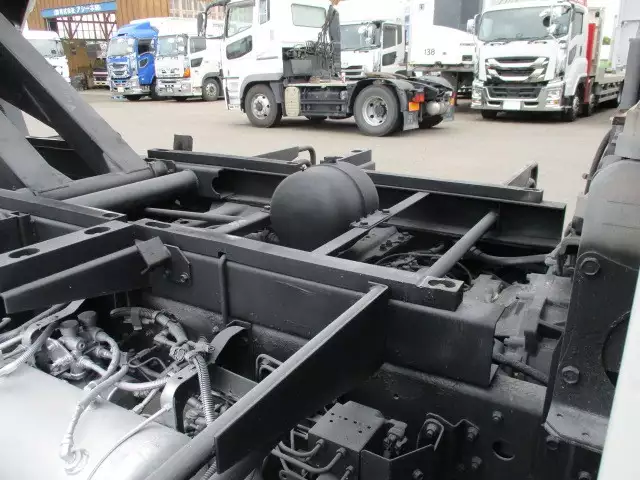 平成18年09月中古中型三菱ふそうファイターの画像17