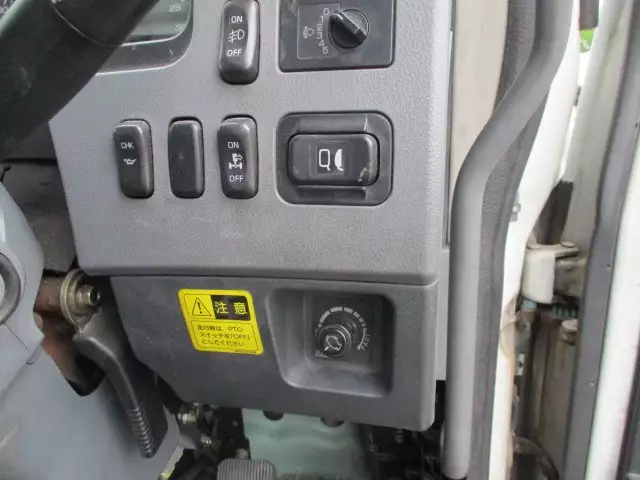 平成18年09月中古中型三菱ふそうファイターの画像33