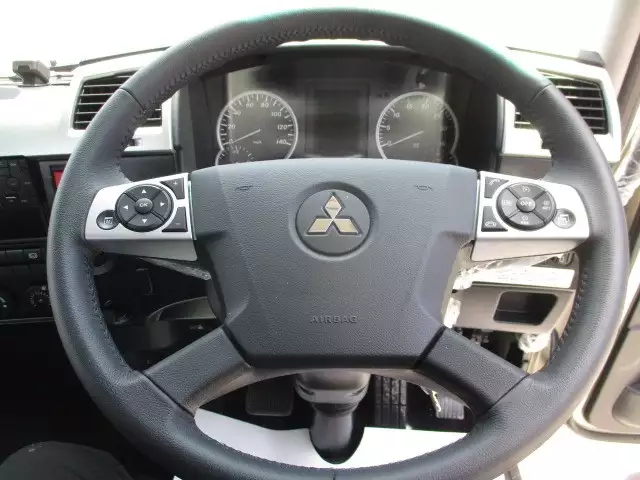 令和03年11月中古中型三菱ふそうファイターの画像53