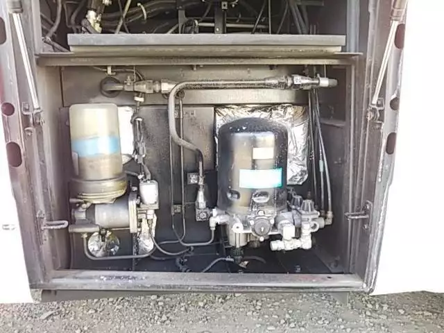 平成25年07月中古大型バス三菱ふそうエアロエースの画像8