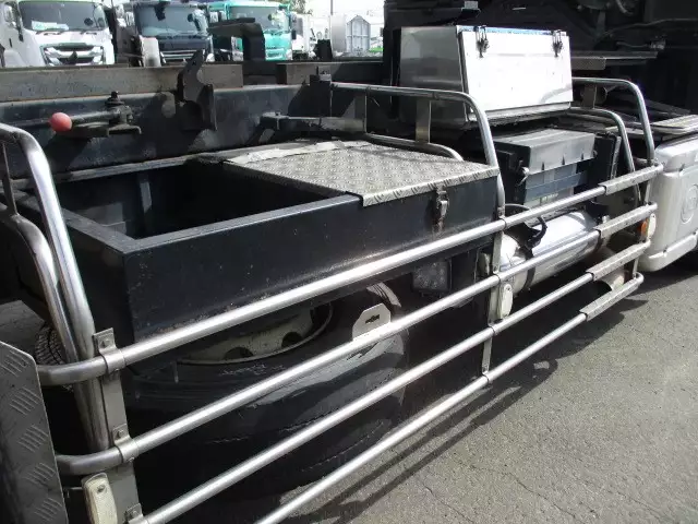 平成26年12月中古大型日産UDクオンの画像20