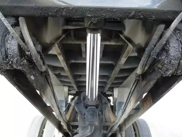 平成26年12月中古大型日産UDクオンの画像28