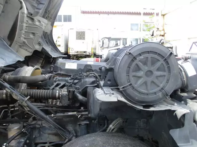 平成26年12月中古大型日産UDクオンの画像41