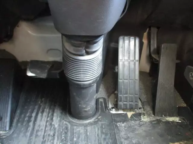 平成26年12月中古大型日産UDクオンの画像54