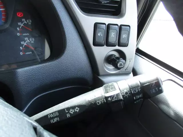 平成26年12月中古大型日産UDクオンの画像55