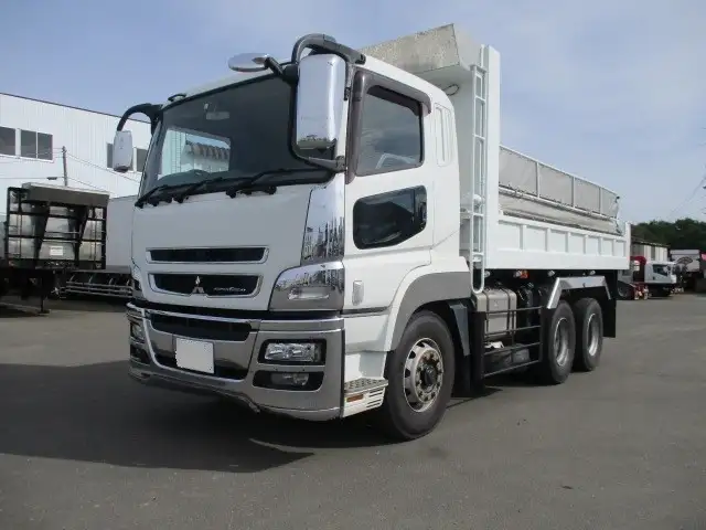 平成27年02月中古大型ダンプ三菱ふそうスーパーグレートの画像1