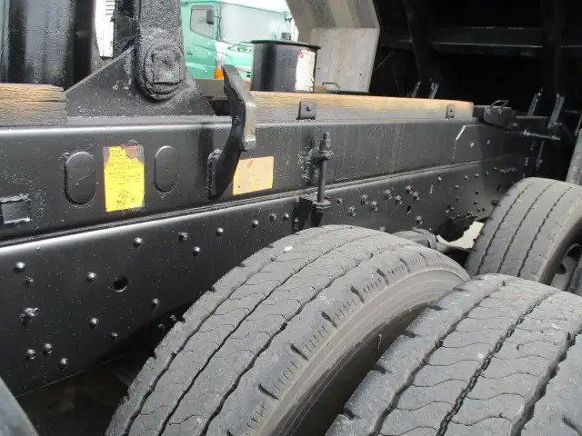 平成27年02月中古大型ダンプ三菱ふそうスーパーグレートの画像12