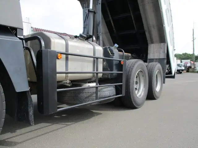 平成27年02月中古大型ダンプ三菱ふそうスーパーグレートの画像15