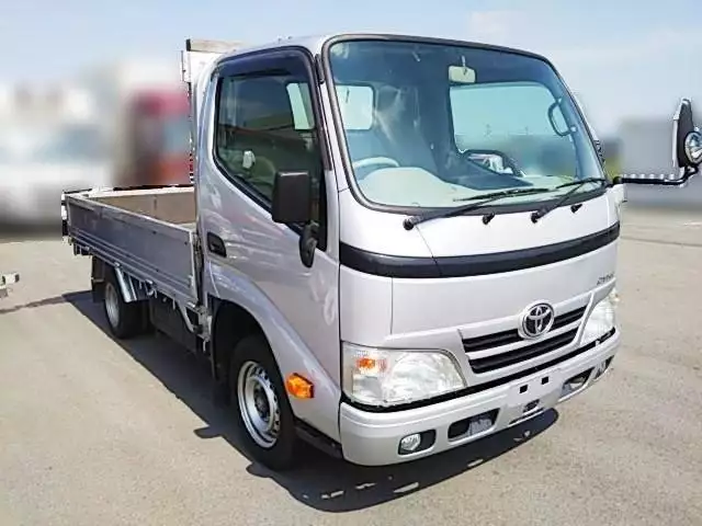 平成25年11月中古小型トヨタトヨタの画像2