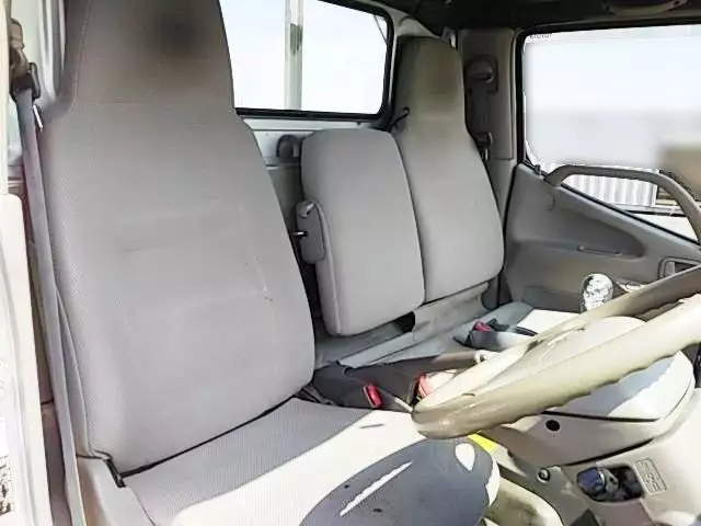 平成25年11月中古小型トヨタトヨタの画像32