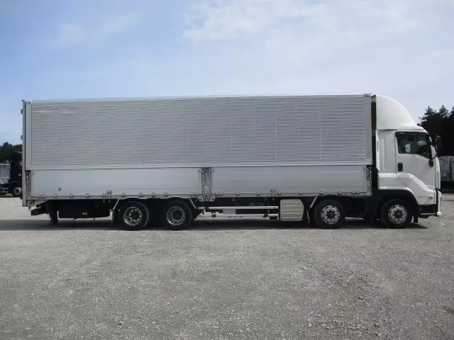 平成28年03月中古大型アルミバン・ウィングいすゞギガの画像4