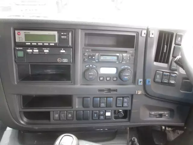 平成28年03月中古大型アルミバン・ウィングいすゞギガの画像39