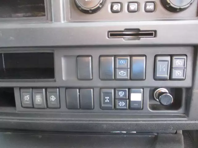 平成28年03月中古大型アルミバン・ウィングいすゞギガの画像42