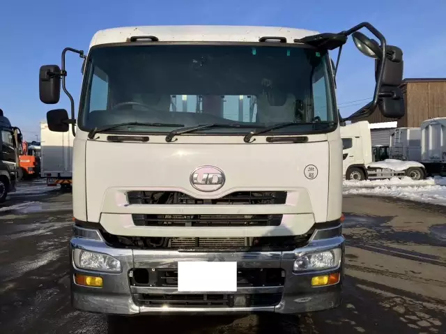 平成26年03月中古大型クレーン付日産UDクオンの画像2