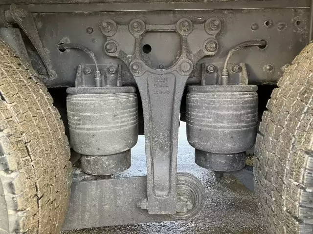 平成26年03月中古大型クレーン付日産UDクオンの画像30